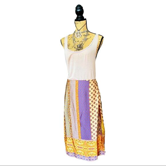 NEW - DRESS FORUM LOS ANGELES midi skirt silky feel 100% polyester SIZE SMALL - Picture 1 of 14